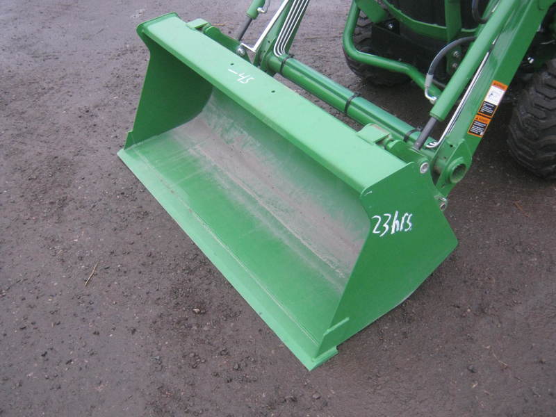 Tractors - Compact  John Deere 1025R Tractor  Photo